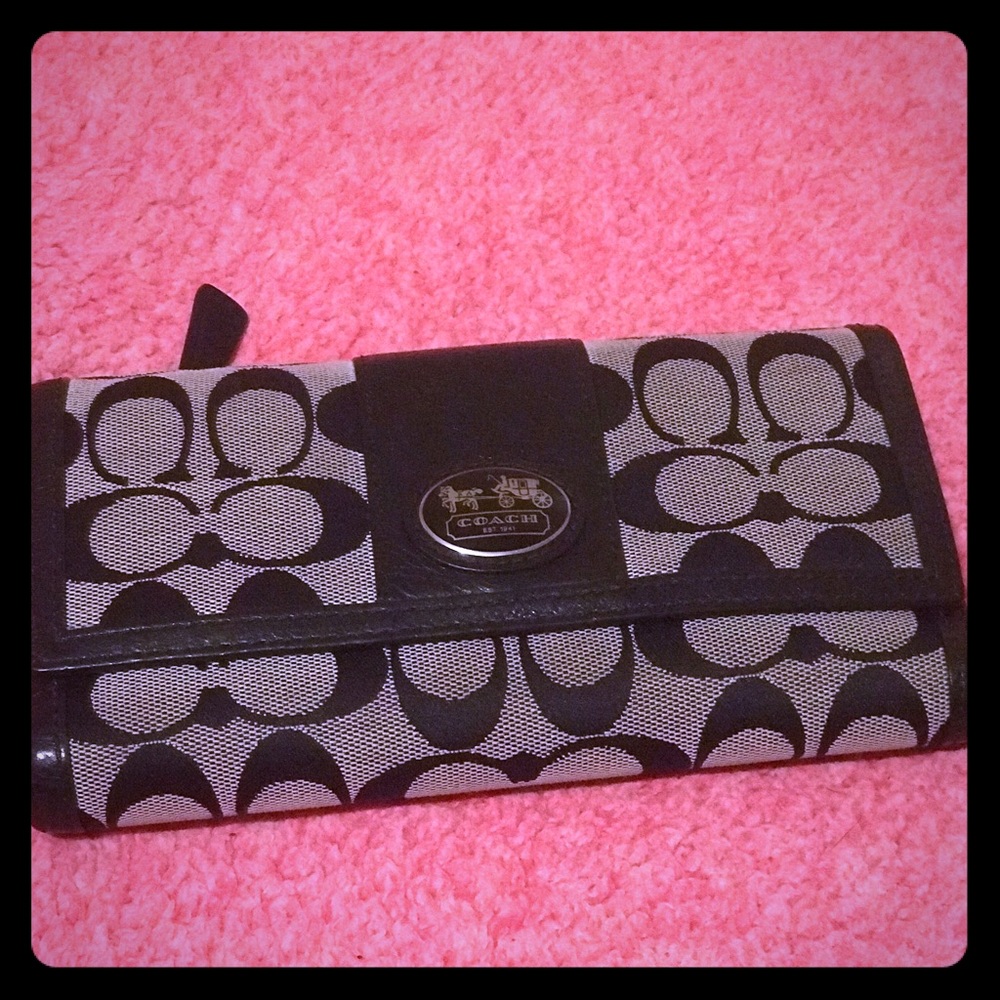 Coach wallet